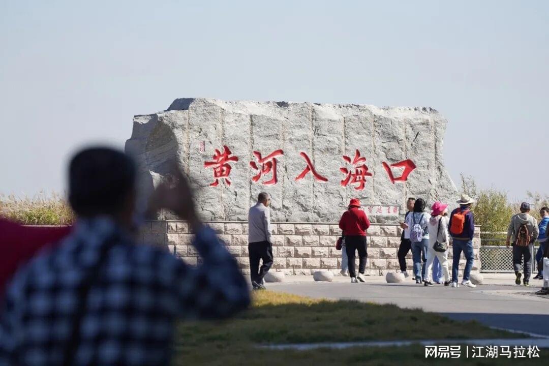 沙特vs乌拉圭:巴尔韦德、努涅斯出战,乌加特首发